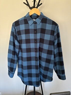 Wilfred Blue and Black Plaid Button-Down Top